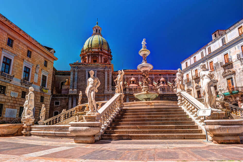 Famous fountain of shame (Fontana Pretoria) on baroque Piazza Pretoria, Palermo, Sicily, Italy. Italy in September