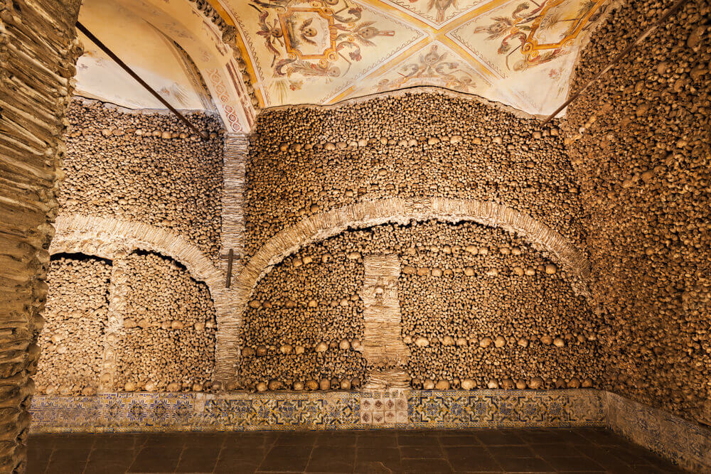 Capela Dos Ossos (Bone Chapel), Evora, Portugal