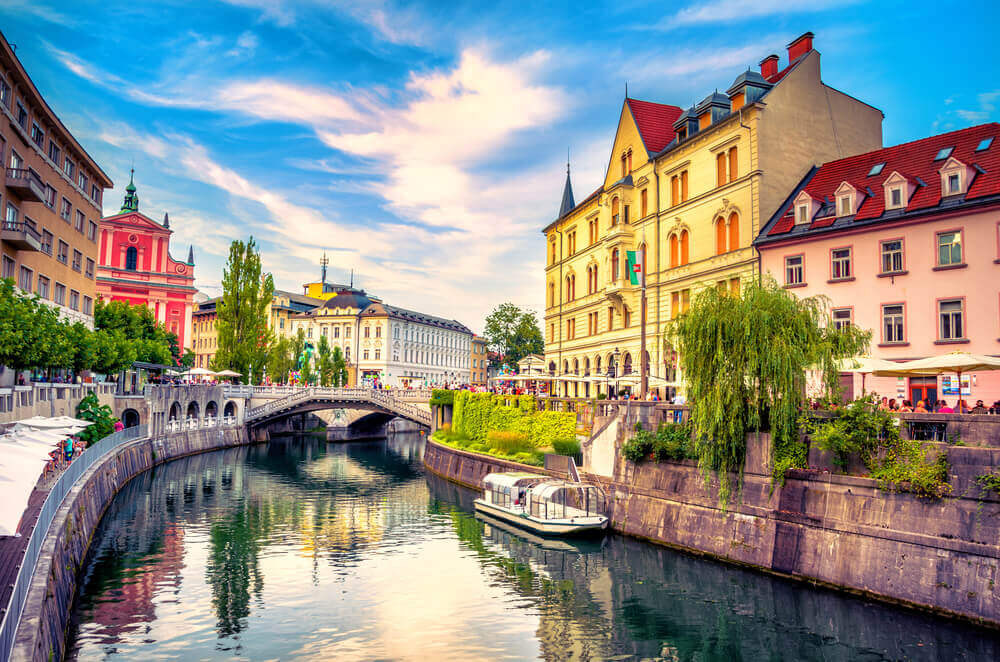 Ljubljana, Slovenia . Europe trip planner tool